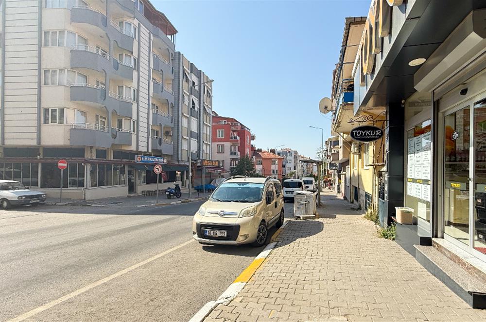 C21 BAL'dan EBEVYN BANYOLU ASANSORLÜ GENİŞ SATILIK 2+1 DAİRE