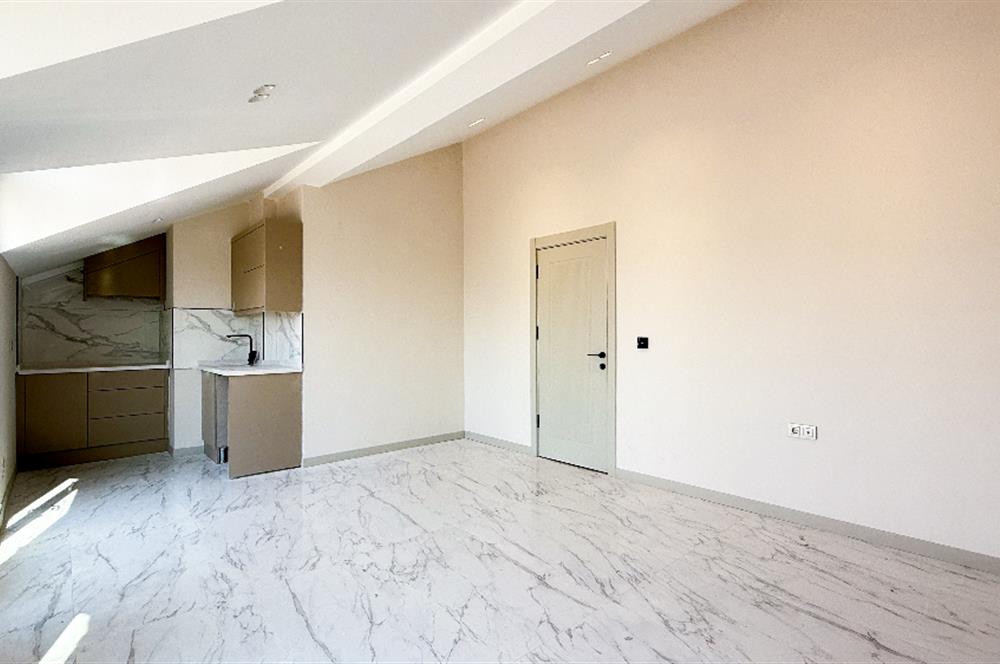 C21 BALDAN TOYGAR MAH MİLLET BAHÇESİ LOKASYON 5+2 SATILIK VİLLA