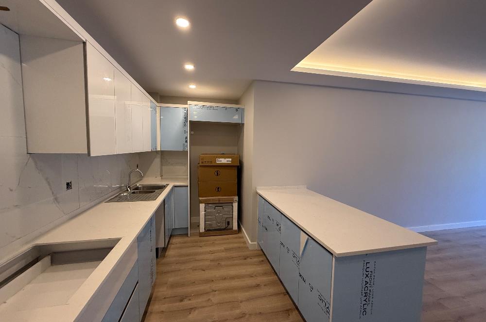 Gülistan sitesi Koşuyolu 3+1 satılık