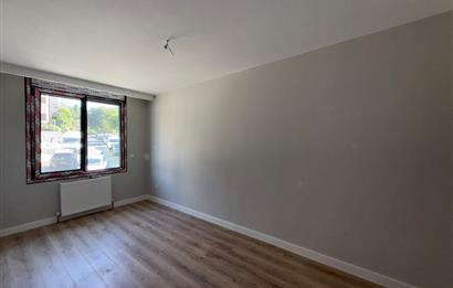 Gülistan sitesi Koşuyolu 3+1 satılık