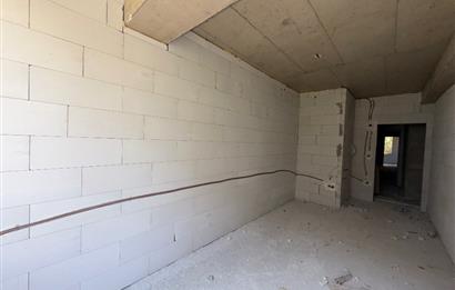 Koşuyolu Gülistan sitesi’nde şık ve konforlu daire