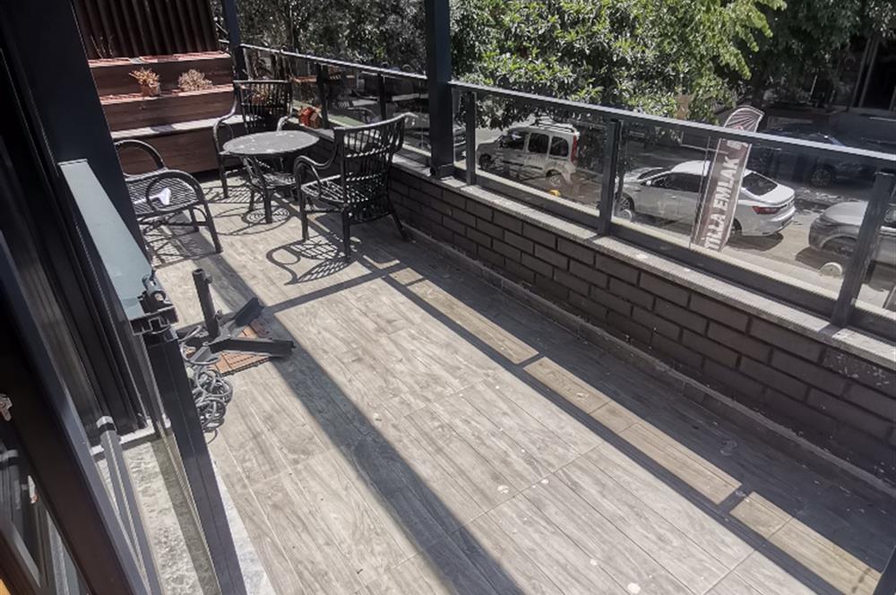 CENTURY 21 SAHRADAN KAYASULTAN SOKAKTA TERASLI 3+1 106m2 NET