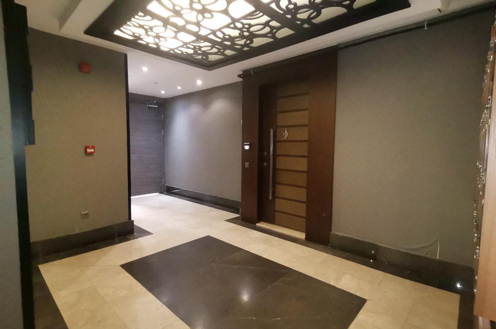 CENTURY 21 SAHRADAN KAYASULTAN SOKAKTA TERASLI 3+1 106m2 NET