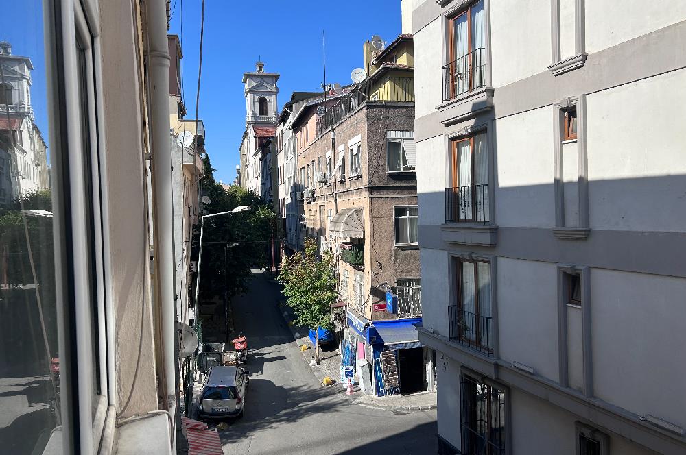 ŞİŞLİ HARBİYE'DE 2 +1, AYDINLIK EŞYALI DAİRE