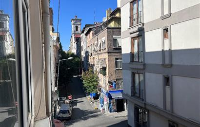 ŞİŞLİ HARBİYE'DE 2 +1, AYDINLIK EŞYALI DAİRE