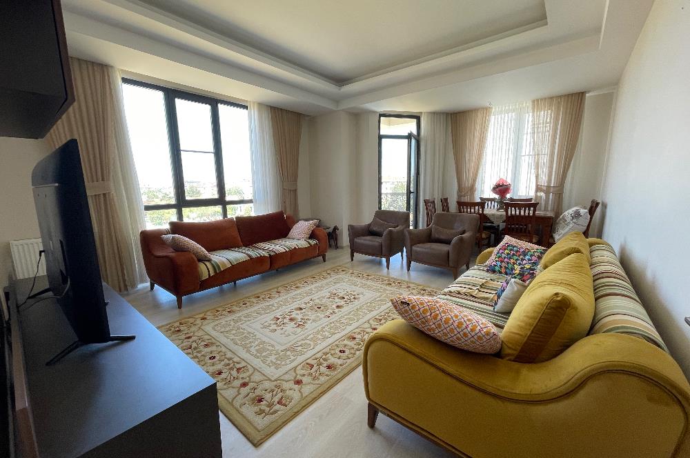 TUZLA MARİNA’YA KOMŞU 3+1   105m2 NET 3.KAT BAKIMLI DAİRE