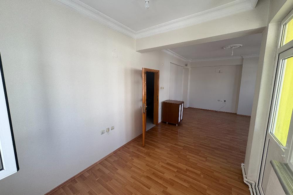 Century 21'den Akyazı Mahallesinde Ferah 3+1 Daire!