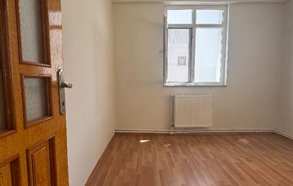 Century 21'den Akyazı Mahallesinde Ferah 3+1 Daire!