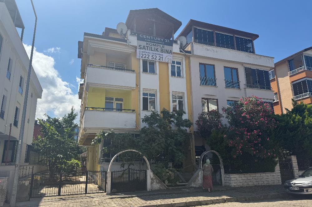 Century 21'den Akyazı Mahallesinde Ferah 3+1 Daire!
