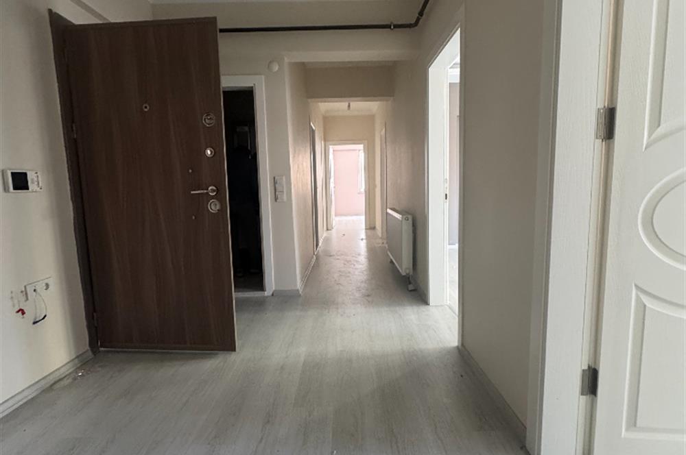 Century 21'den Selimiye Mah. Şehir Merkezi 3+1 kiralık Daire