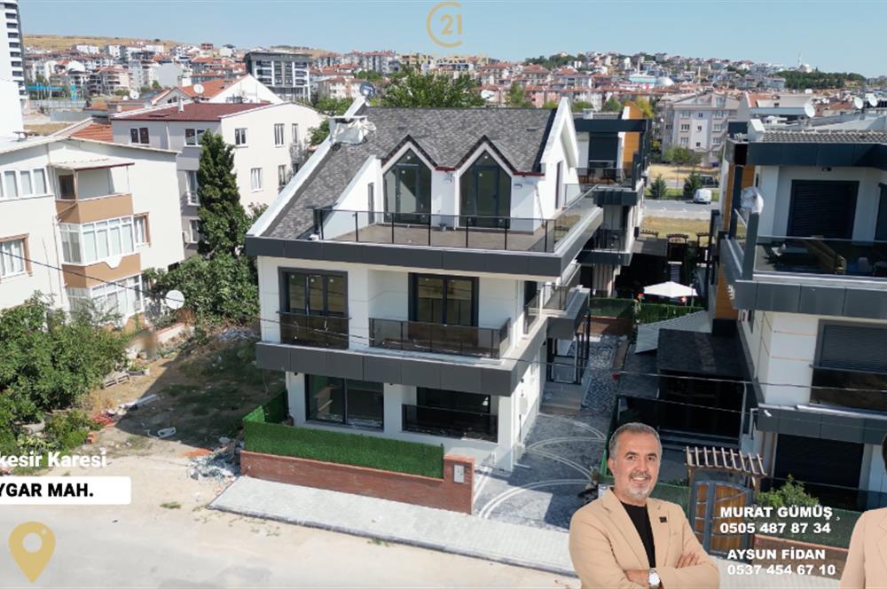 C21 BALDAN TOYGAR MAH MİLLET BAHÇESİ LOKASYON 5+2 SATILIK VİLLA