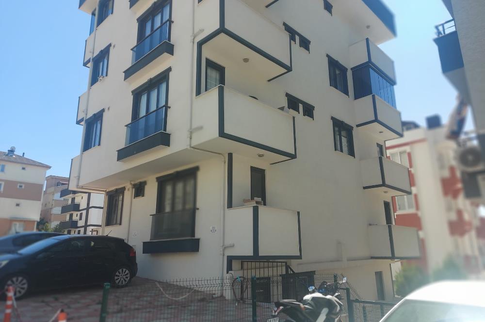 ÇAYIROVA AKSE MAHALLESINDE SATILIK 2+1 DAİRE