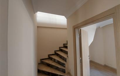 ÇAYIROVA AKSE MAHALLESINDE SATILIK 2+1 DAİRE