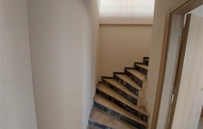 ÇAYIROVA AKSE MAHALLESINDE SATILIK 2+1 DAİRE