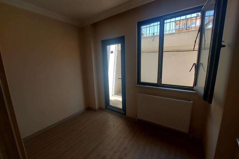 ÇAYIROVA AKSE MAHALLESINDE SATILIK 2+1 DAİRE