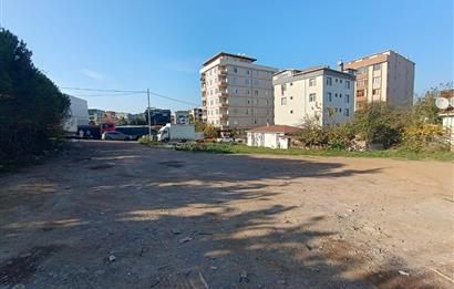 ATAŞEHİR FERHATPAŞADA KAYIŞDAĞI ETEĞİNDE SATILIK ARSA