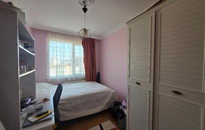 C21 NAR - GÜLTUTAN SOKAK'TA 15 YILLIK BİNADA 6. KAT 3+1 DAİRE