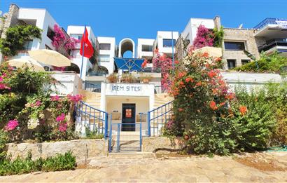 Datça İrem Sitesi’nde Satılık 2+1 Deniz Manzaralı Daire