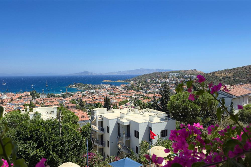 Datça İrem Sitesi’nde Satılık 2+1 Deniz Manzaralı Daire