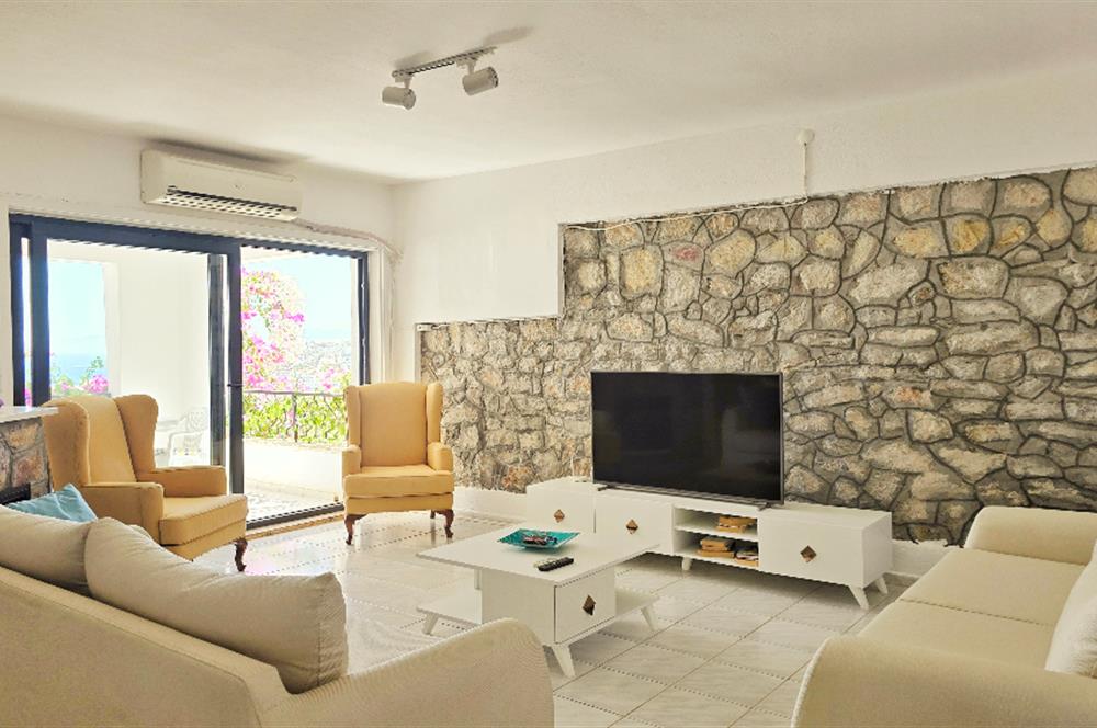 Datça İrem Sitesi’nde Satılık 2+1 Deniz Manzaralı Daire