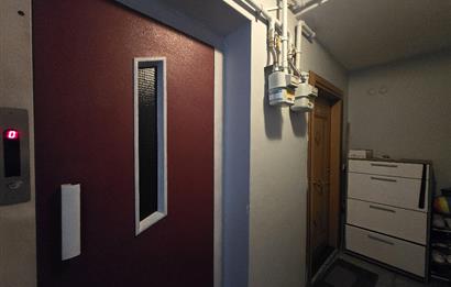 C21 NAR - GÜLTUTAN SOKAK'TA 15 YILLIK BİNADA 6. KAT 3+1 DAİRE