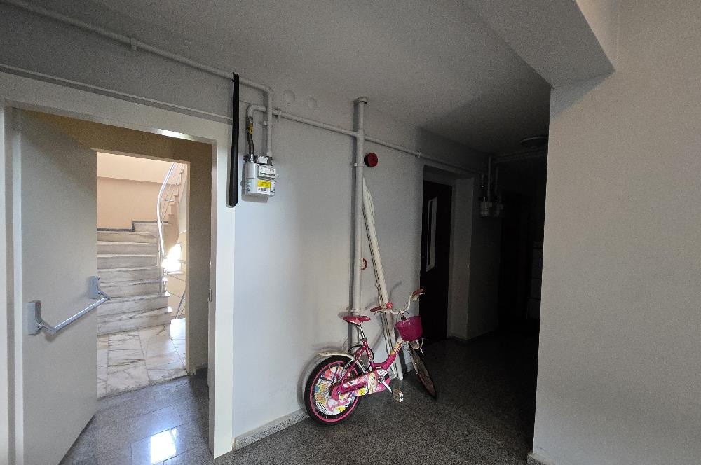 C21 NAR - GÜLTUTAN SOKAK'TA 15 YILLIK BİNADA 6. KAT 3+1 DAİRE