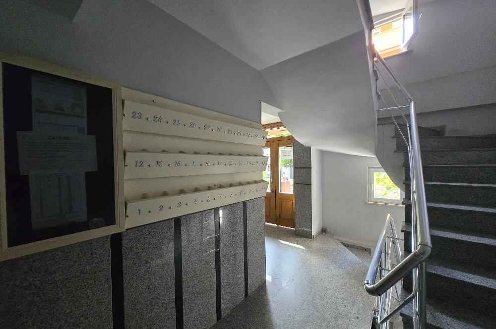C21 NAR - GÜLTUTAN SOKAK'TA 15 YILLIK BİNADA 6. KAT 3+1 DAİRE