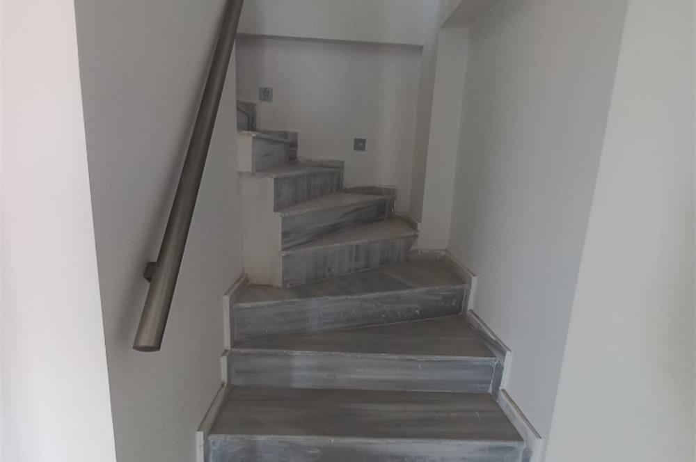 C21 LOCA'DAN SÜTLÜCE MAH. ACİL SATILIK SÜPER 3+1 DUBLEKS DAİRE