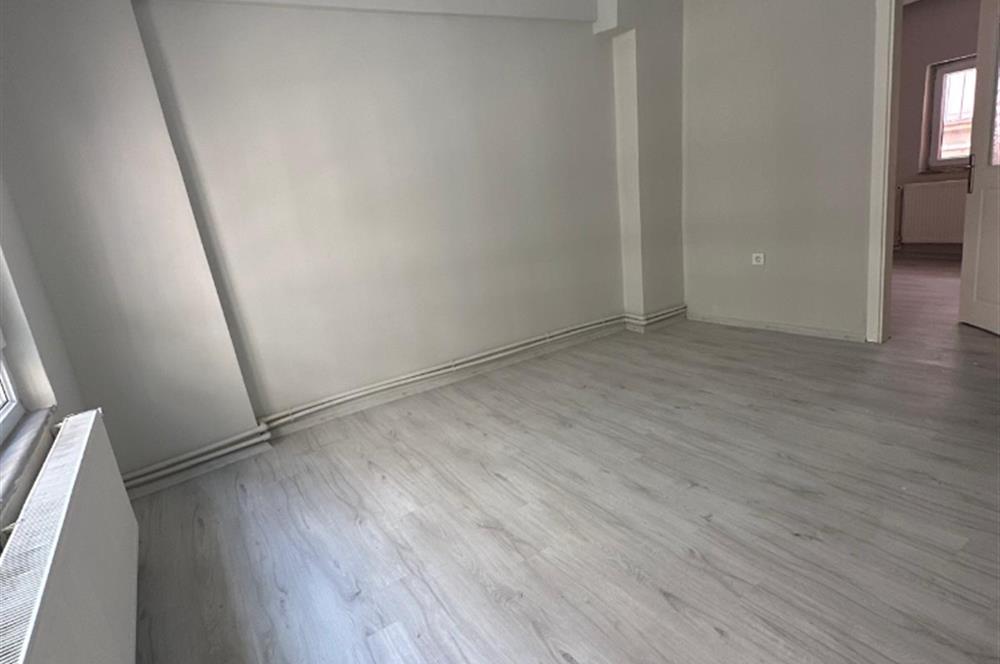 ŞİŞHANE METRO VE TOPLU TAŞIMALARA YAKIN,YENİ TADİLATLI DAİRELER.