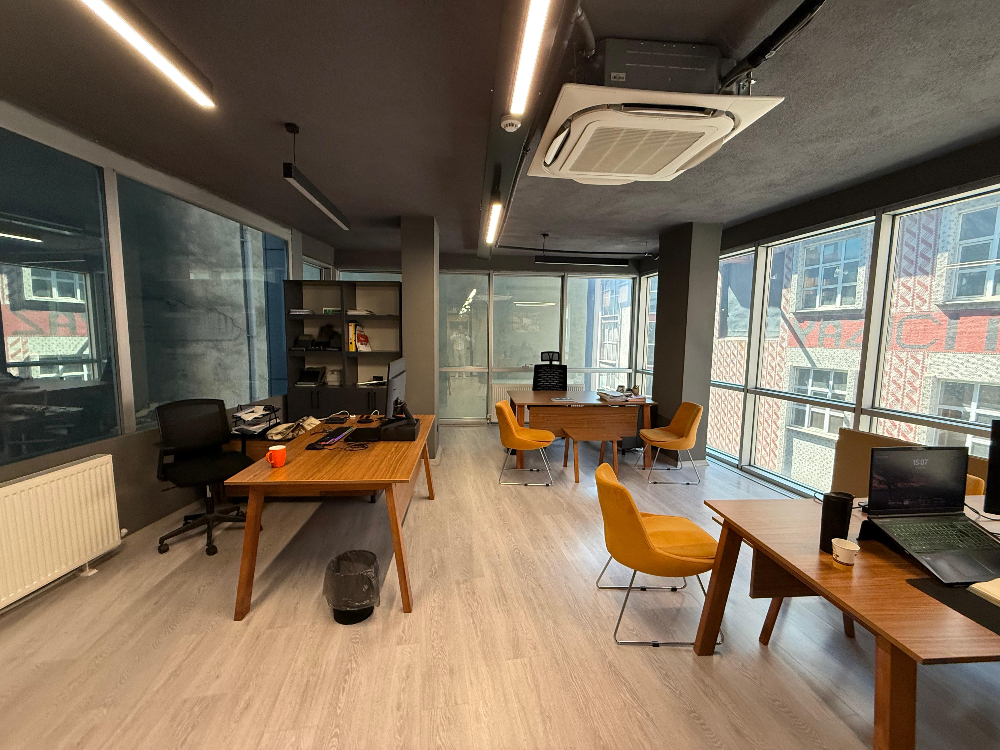 Sanayi Mahallesi Satılık Bina Mini Plaza 1200m2 Taşınmaya Hazır