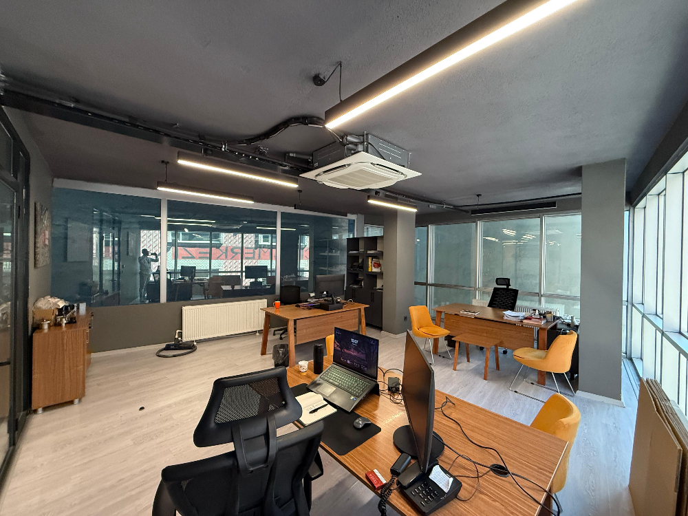 Sanayi Mahallesi Satılık Bina Mini Plaza 1200m2 Taşınmaya Hazır
