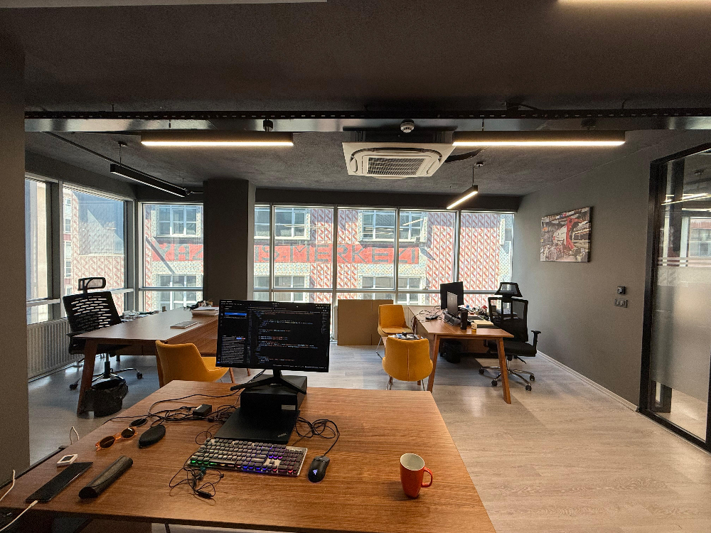 Sanayi Mahallesi Satılık Bina Mini Plaza 1200m2 Taşınmaya Hazır