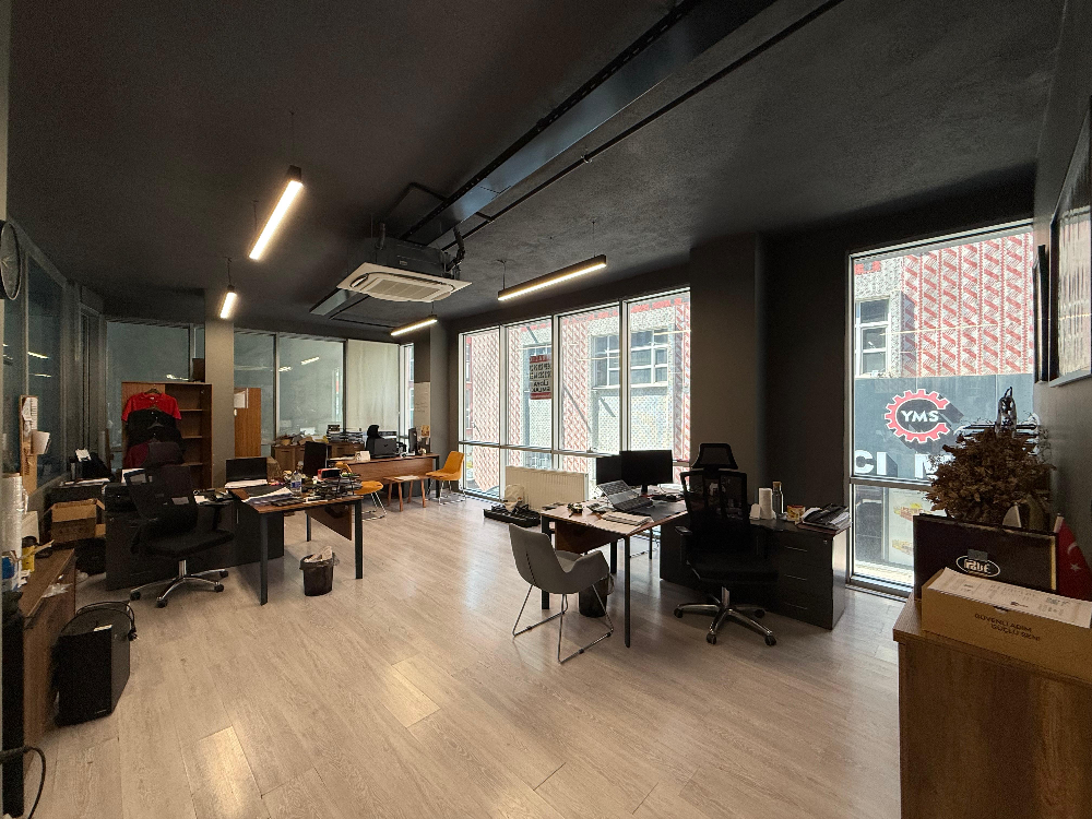 Sanayi Mahallesi Satılık Bina Mini Plaza 1200m2 Taşınmaya Hazır