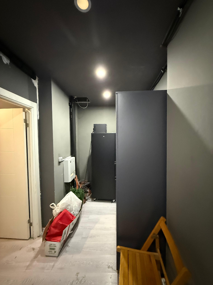 Sanayi Mahallesi Satılık Bina Mini Plaza 1200m2 Taşınmaya Hazır