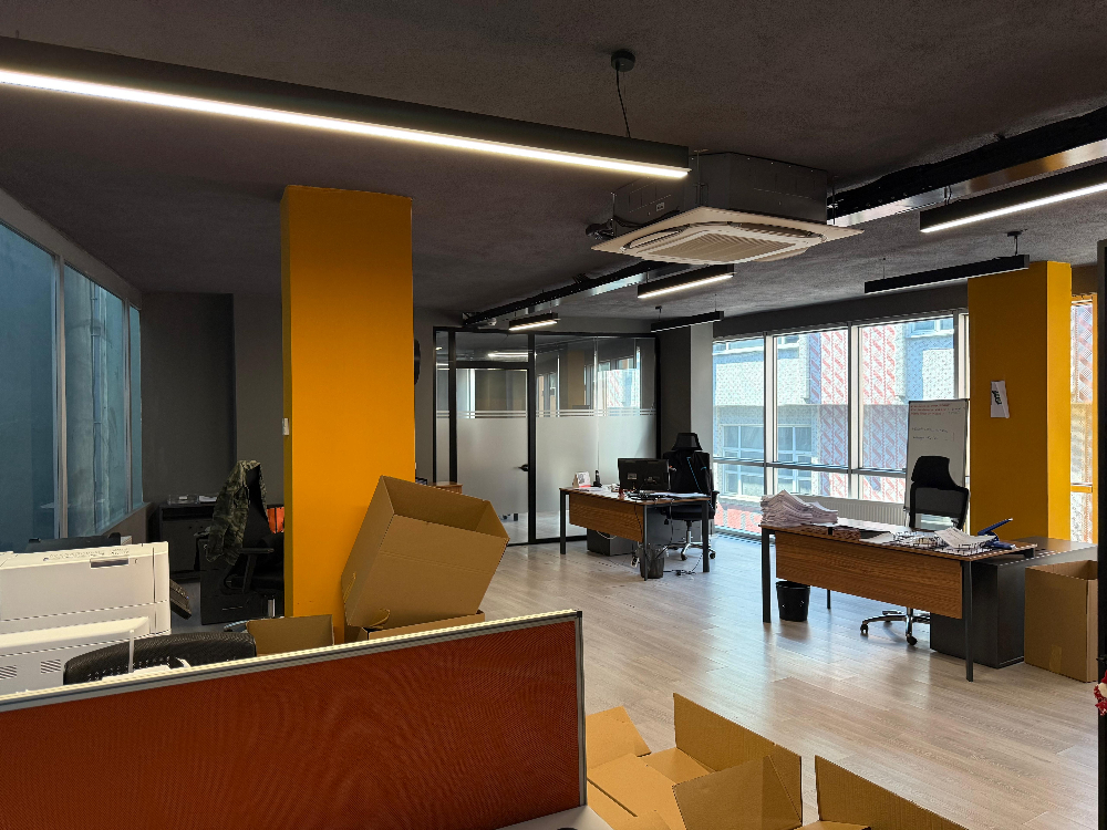 Sanayi Mahallesi Satılık Bina Mini Plaza 1200m2 Taşınmaya Hazır