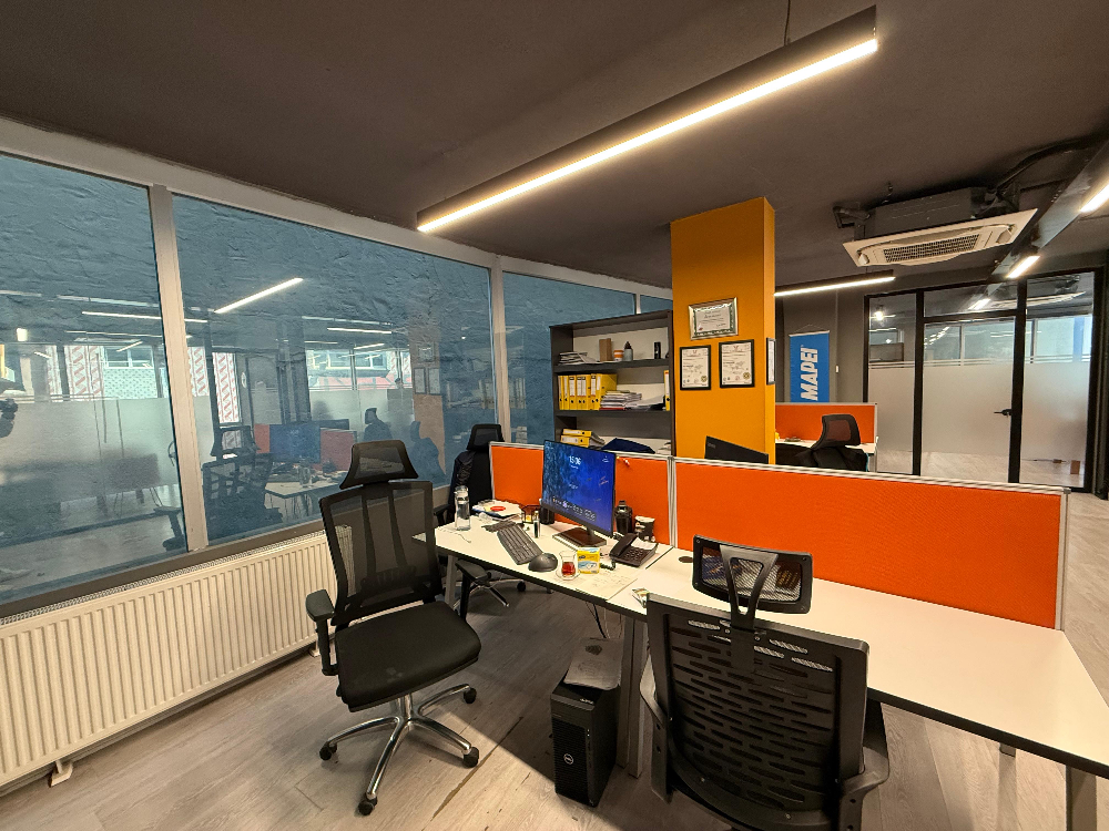 Sanayi Mahallesi Satılık Bina Mini Plaza 1200m2 Taşınmaya Hazır