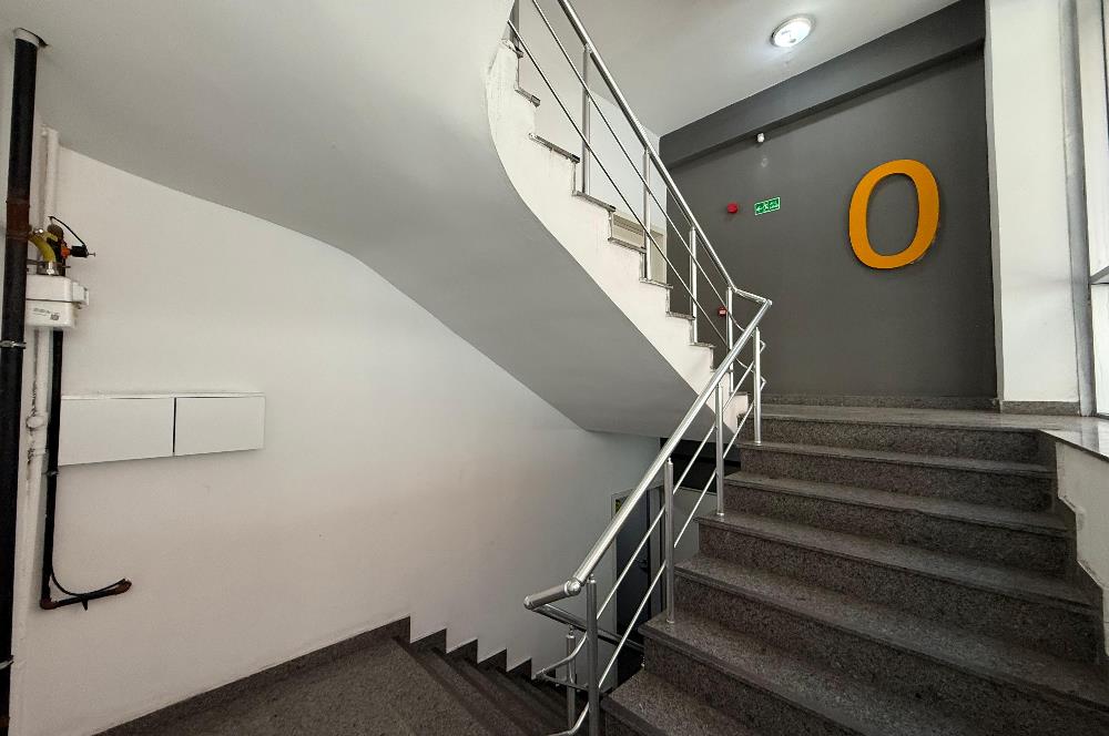 Sanayi Mahallesi Satılık Bina Mini Plaza 1200m2 Taşınmaya Hazır