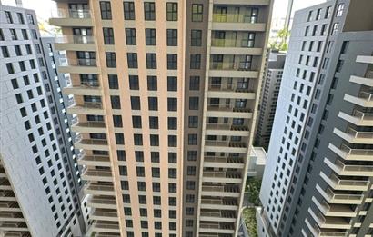 C21 ROOF'TAN FİKİRTEPE EMLAK KONUT PROJESİNDE PRESTIJ ÜZERİNDE DEVİRLİ SATILIK 2+1 KAPALI MUTFAK