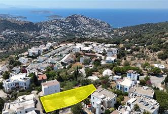 Bodrum Yalıkavak  Geriş deniz manzaralı Satılık imarlı arsa