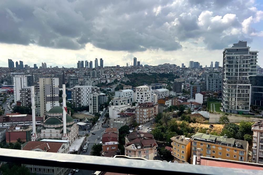 Mega 2Blok Sitesinde Satılık 1+1 Manzaralı Daire