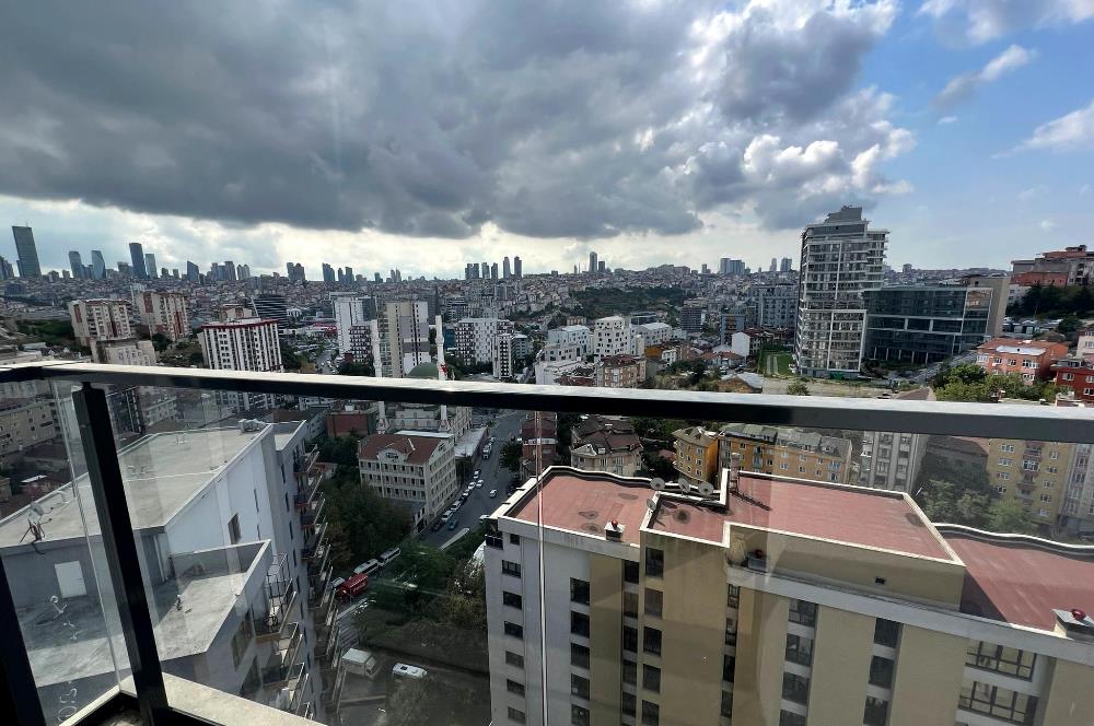 Mega 2Blok Sitesinde Satılık 1+1 Manzaralı Daire