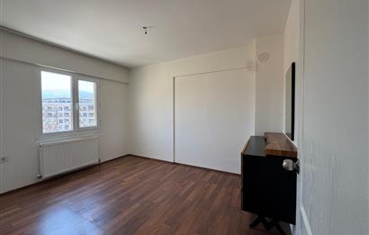 Ulukent Metrokent Sitesi'nde Bakımlı 3+1 Kiralık Daire