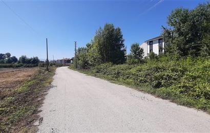 SERDİVAN YAZLIK’DA İKİ PARSEL SATILIK %30 İMARLI 681 M2 ARSA
