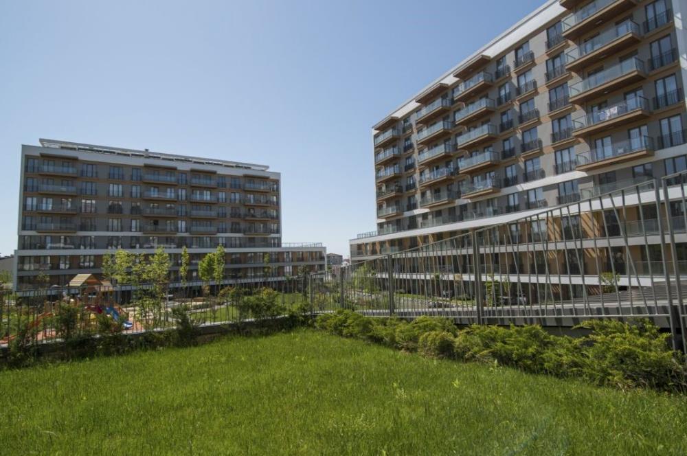 Sur Yapı İlkbahar Sitesi'nde Peyzaj Manzaralı 2+1 Kiralık Daire