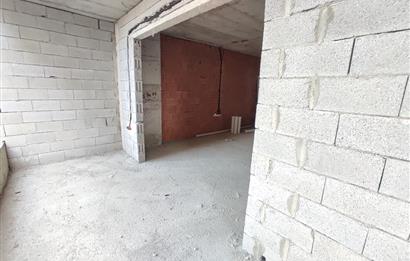 KAŞÜSTÜN'DE YOL ÜZERİ YAPIM AŞAMASIN'DA 3+1 SATILIK DAİRE