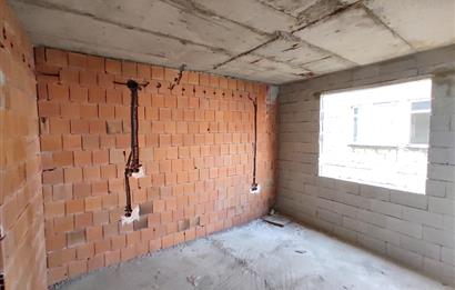 KAŞÜSTÜN'DE YOL ÜZERİ YAPIM AŞAMASIN'DA 3+1 SATILIK DAİRE