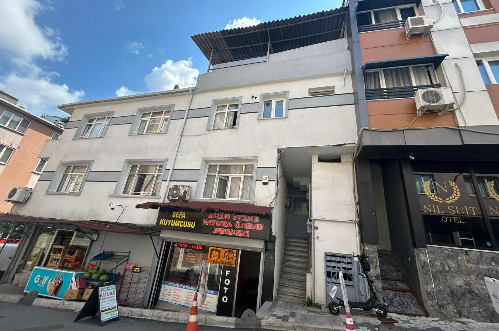 EYÜPSULTAN TOPÇULARDA ANA BULVARA YAKIN KÖŞEBAŞI YATIRIM FIRSAT