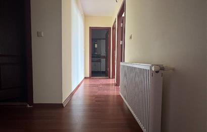 CENTURY 21'DEN FERAH AÇIK OTOPARKLI FIRSAT DAİRE