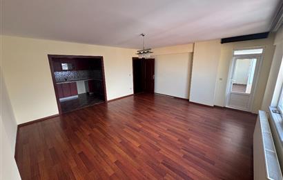 CENTURY 21'DEN FERAH AÇIK OTOPARKLI FIRSAT DAİRE