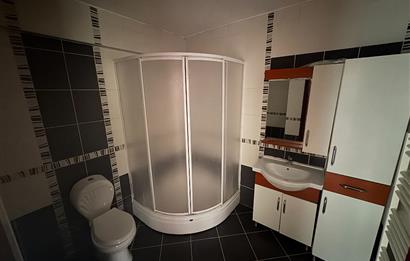 CENTURY 21'DEN FERAH AÇIK OTOPARKLI FIRSAT DAİRE